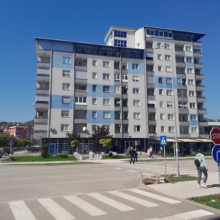 Apartmani Amona Stan Na Dan Doboj Bagian luar foto